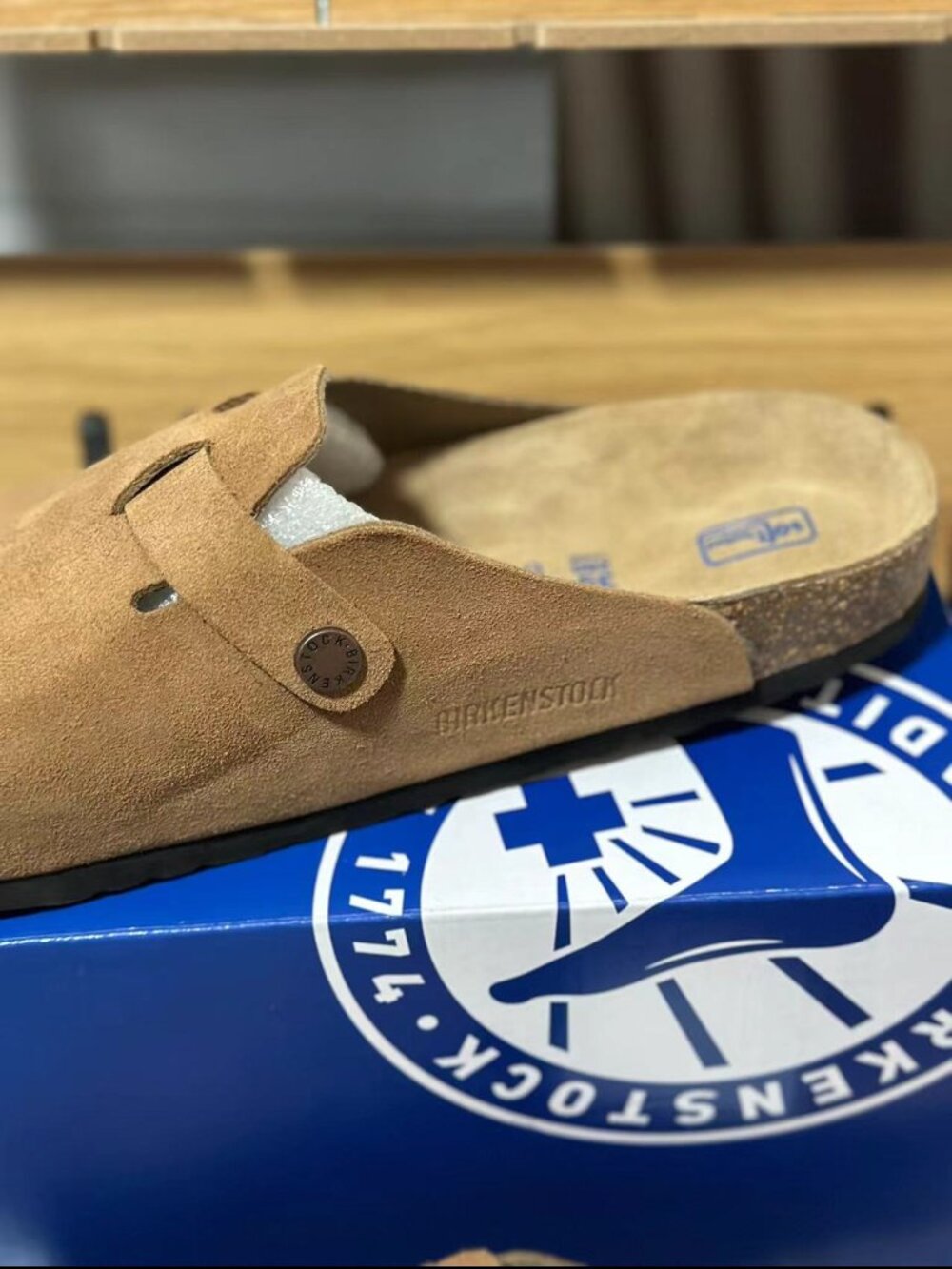 Birkenstock Boston brown Soft Footbed Suede Leather Clog Shoes New with box